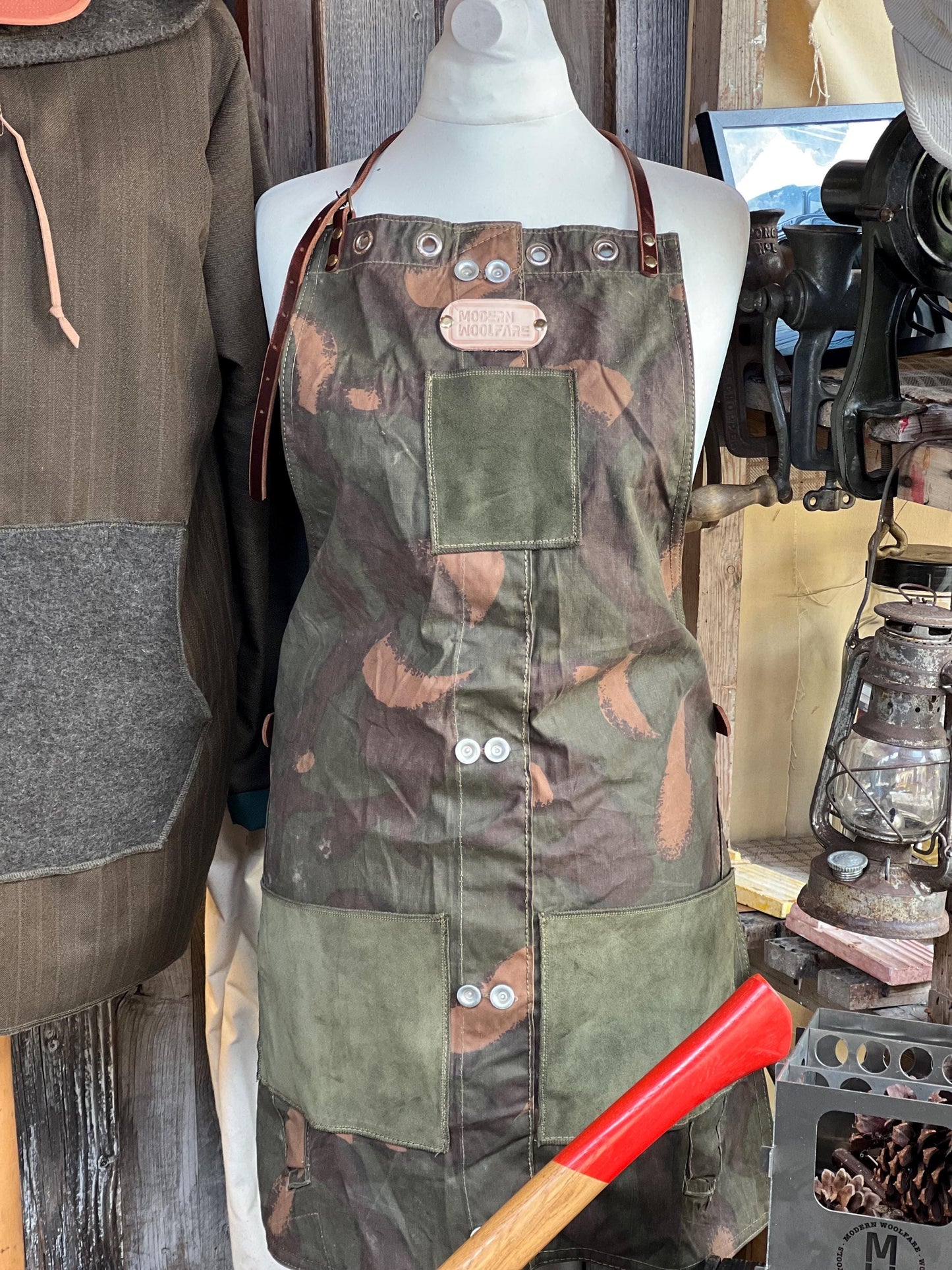 Vintage Zeltbahn Apron with Leather Accents – Handcrafted & One of a Kind