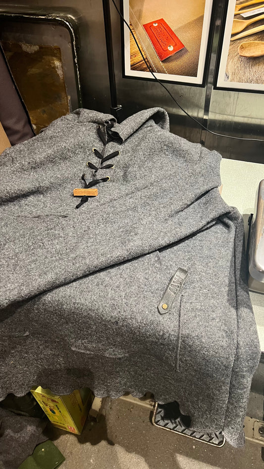 The Ultimate Bushcraft Anorak – 100% Wool for Unmatched Performance"
