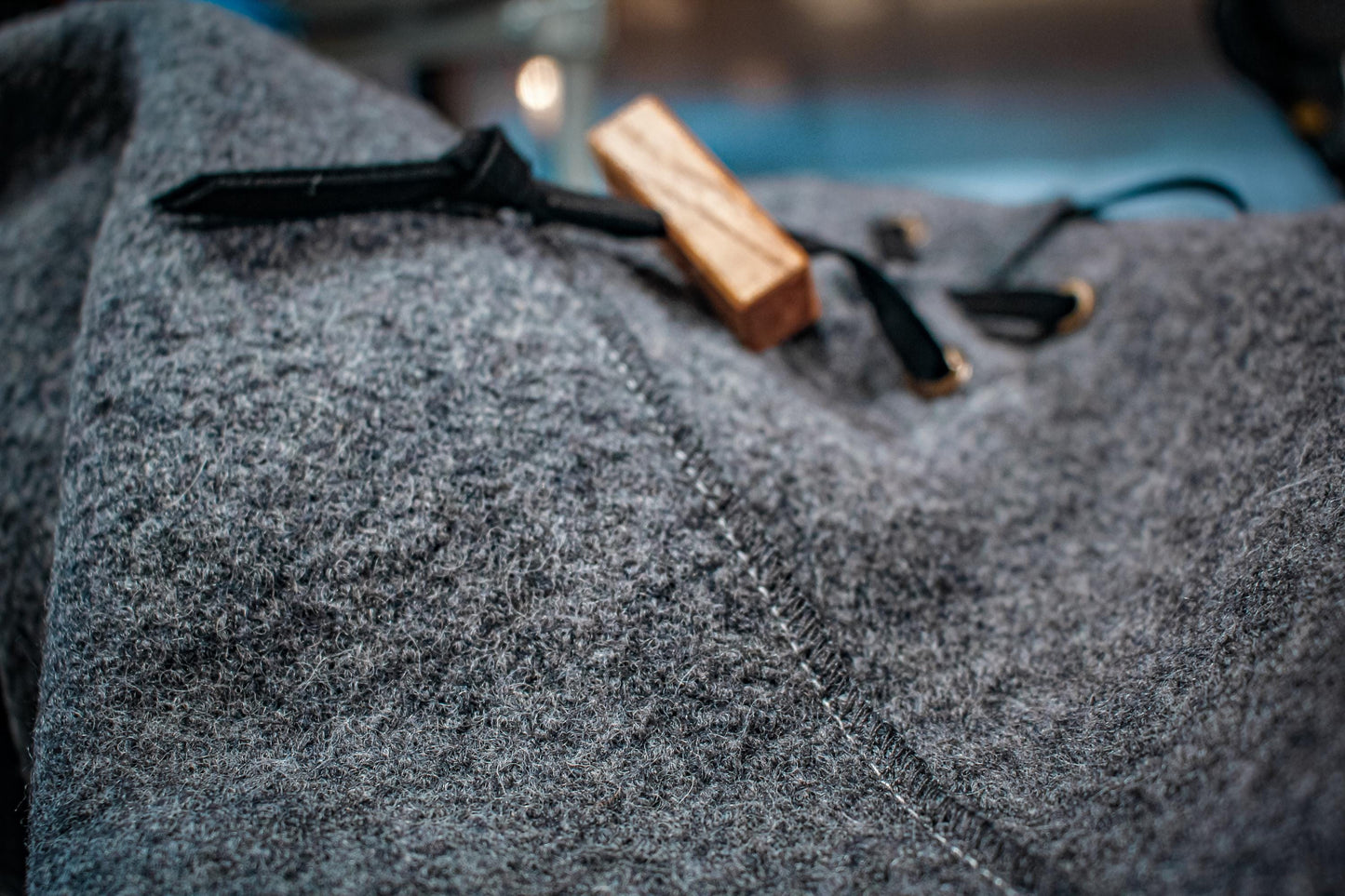 The Ultimate Bushcraft Anorak – 100% Wool for Unmatched Performance"