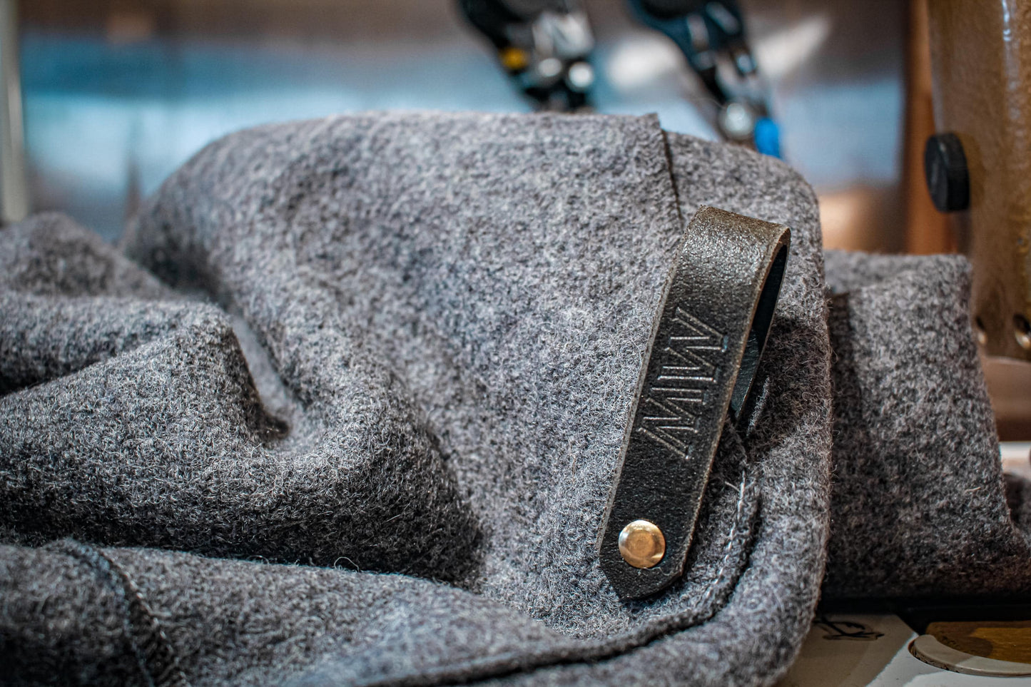 The Ultimate Bushcraft Anorak – 100% Wool for Unmatched Performance"